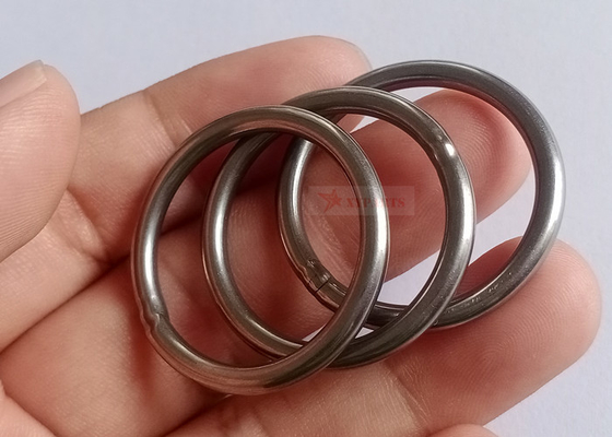 Gli anelli d'allacciatura di acciaio inossidabile degli accessori dell'isolamento hanno saldato il tipo